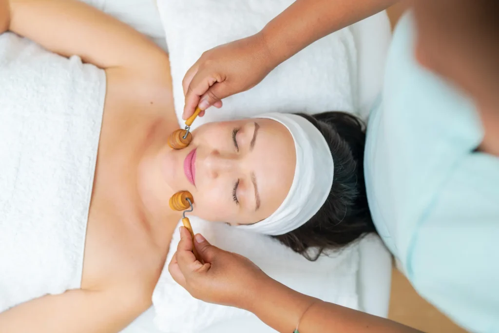 woman receiving a wooden therapy massage on the fa 2025 03 05 17 46 37 utc